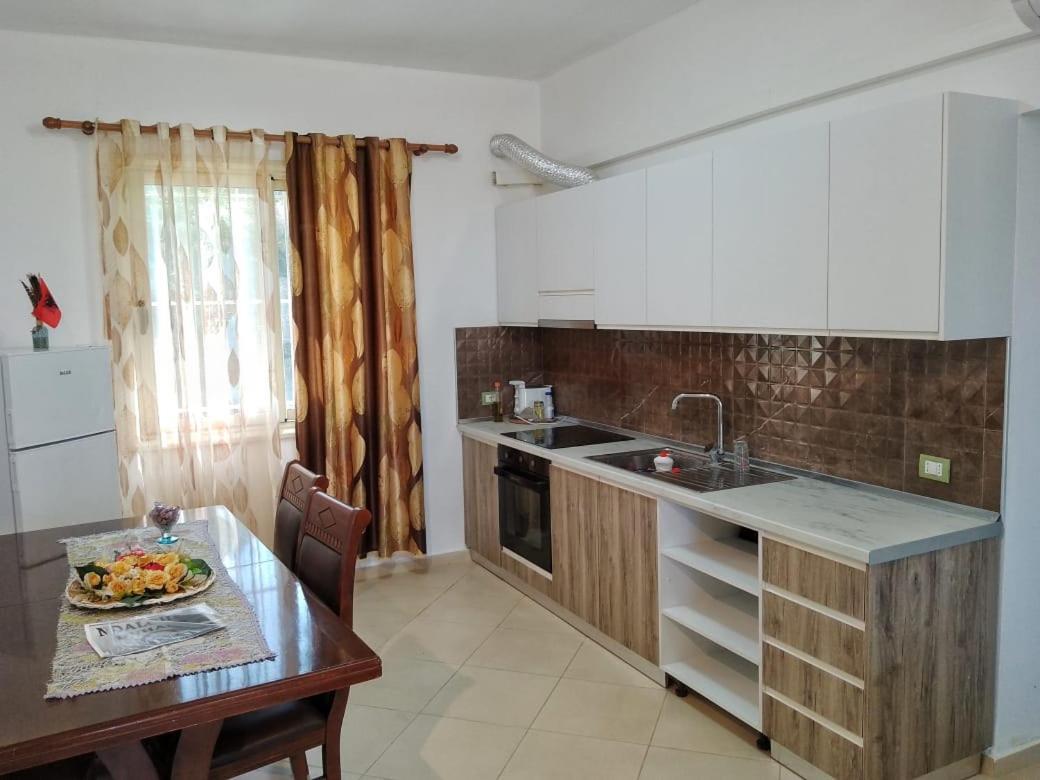Agim Appartement *